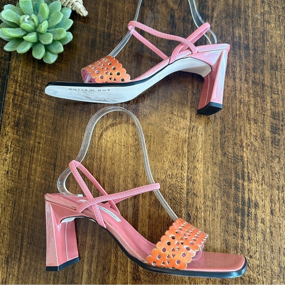 Ann Marino | Vintage Y2K Heeled Slingback Sandals with Die-cut Detail - Picture 2 of 8